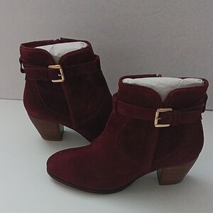 Diba Sleek Bootie Women's Burgundy Suede Ankle Boots Heeled Size Zip Buckle